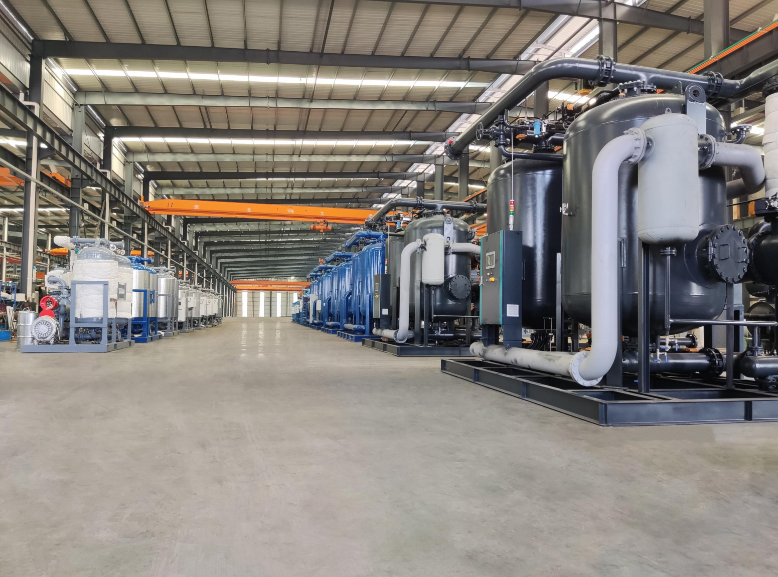 1686209779435472.jpeg 吸干機(jī)車間.jpeg